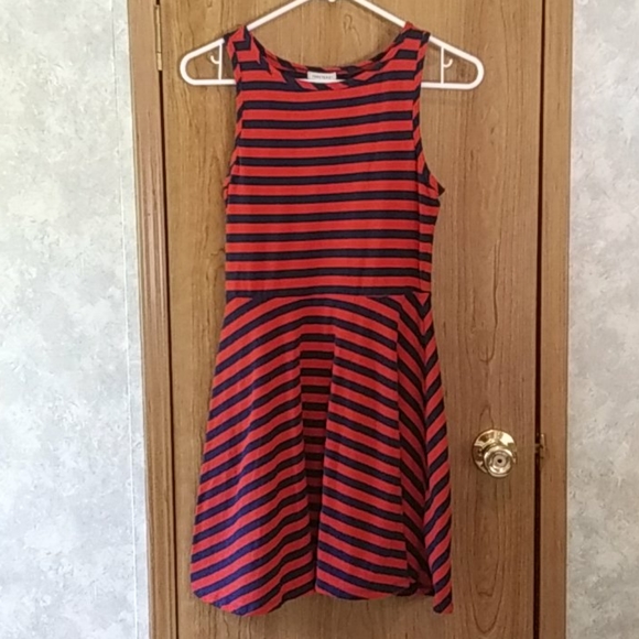 Dress - Picture 1 of 1